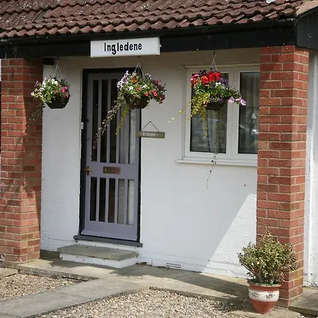 Guest house Ingledene Only 4*